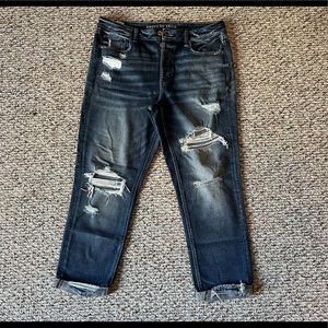 AE Tomgirl Jeans